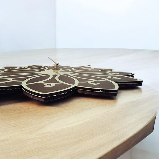 Groovy Bloom Retro Wall Clock – 70s Flower Power